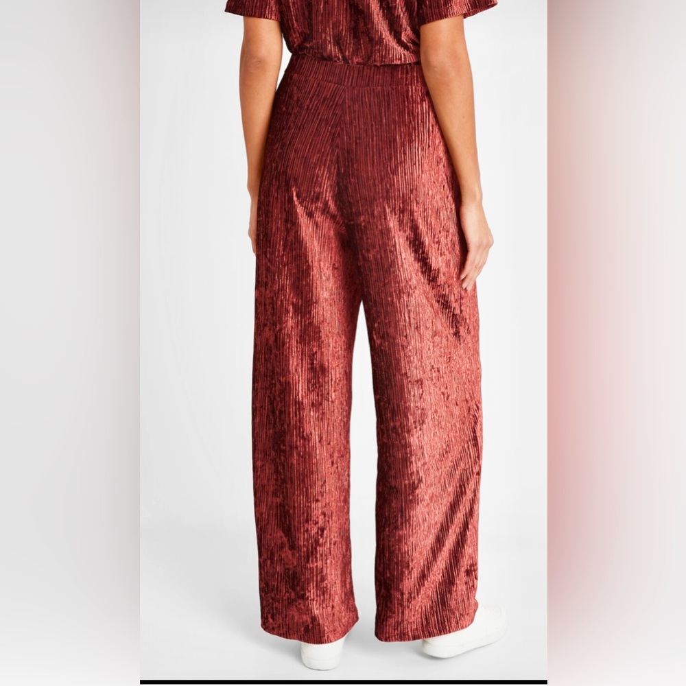 Banana Republic Wide Crinkle Velvet Pants